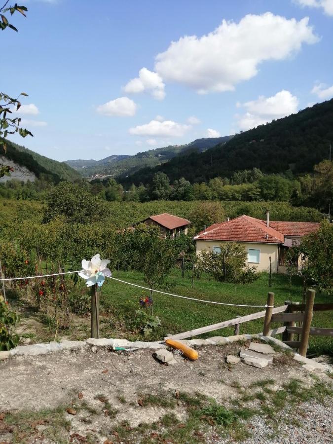 Bed and Breakfast A Casa Di Anna à Cortemilia Extérieur photo