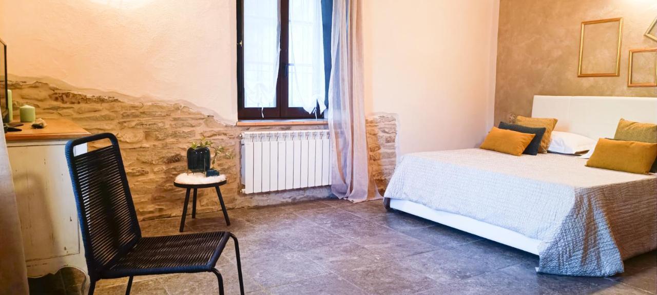 Bed and Breakfast A Casa Di Anna à Cortemilia Extérieur photo